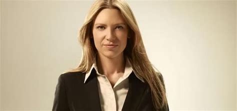 Anna Torv Bio, Movies, Age, Height, Spouse, Family,。